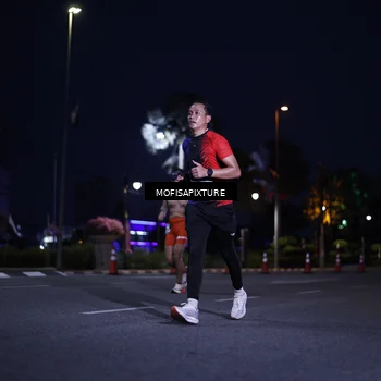 Runner Photo 5878025