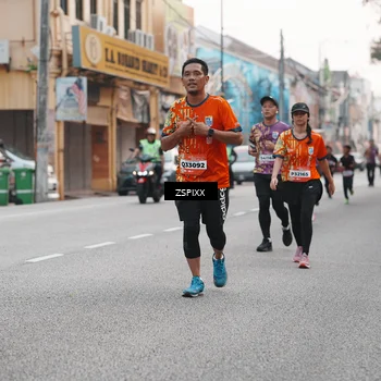 Runner Photo 5878034