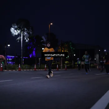 Runner Photo 5878058