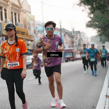 Runner Photo 5878100