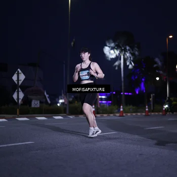 Runner Photo 5878102