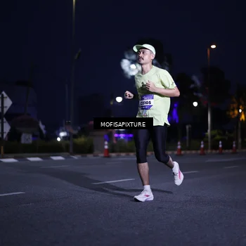 Runner Photo 5878122