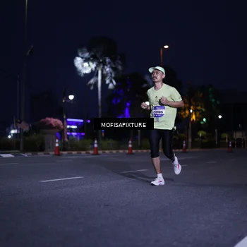 Runner Photo 5878129