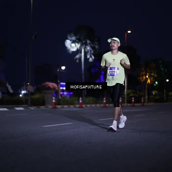 Runner Photo 5878145