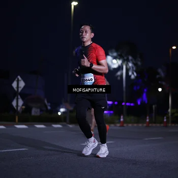 Runner Photo 5878170