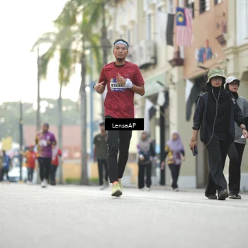 Runner Photo 5878194
