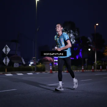 Runner Photo 5878200