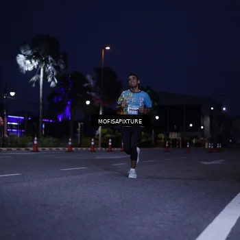 Runner Photo 5878233