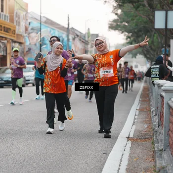 Runner Photo 5878250