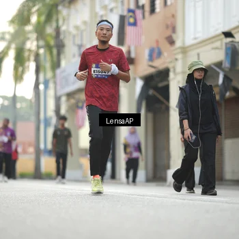 Runner Photo 5878259