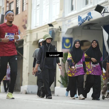 Runner Photo 5878262