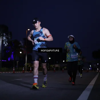 Runner Photo 5878290