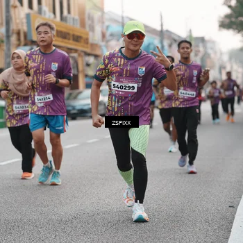 Runner Photo 5878301