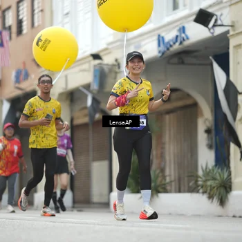 Runner Photo 5878308