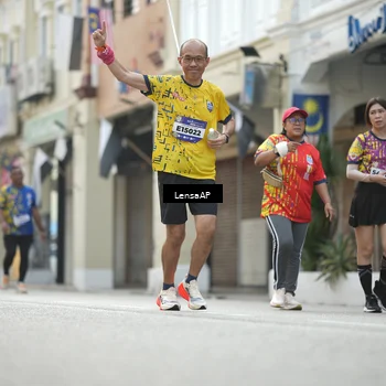 Runner Photo 5878332
