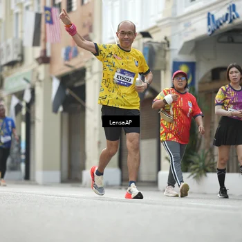 Runner Photo 5878339