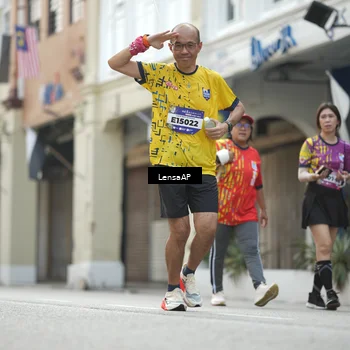 Runner Photo 5878349