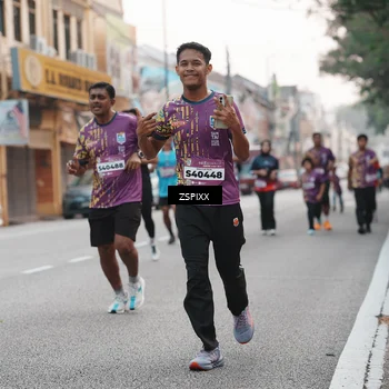 Runner Photo 5878352