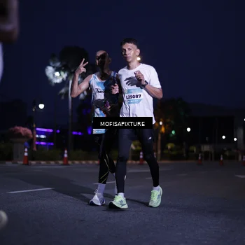 Runner Photo 5878354