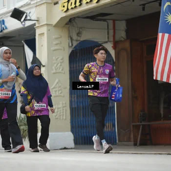 Runner Photo 5878375