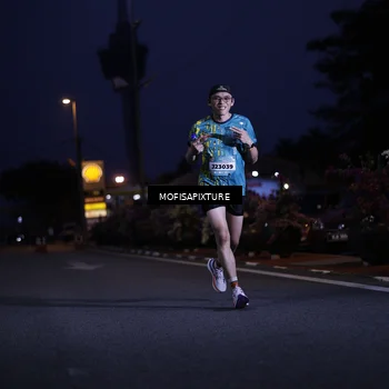 Runner Photo 5878396