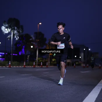 Runner Photo 5878496