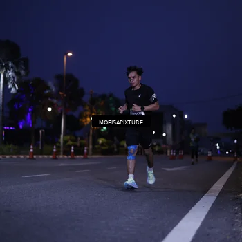 Runner Photo 5878505