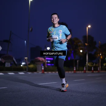 Runner Photo 5878541