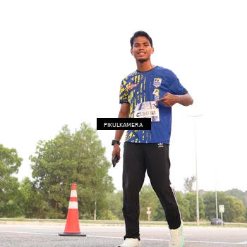 Runner Photo 5878575