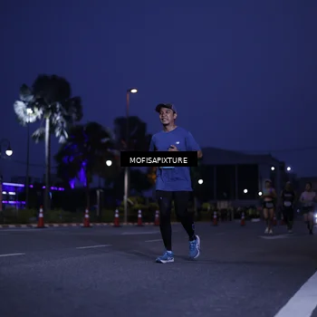 Runner Photo 5878587
