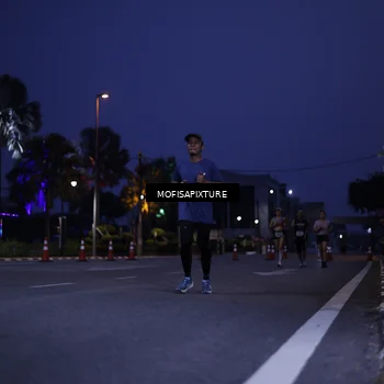 Runner Photo 5878592