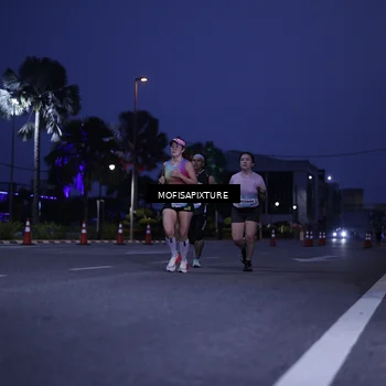 Runner Photo 5878605