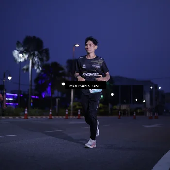 Runner Photo 5878638