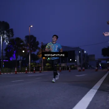 Runner Photo 5878683