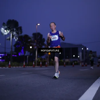Runner Photo 5878724