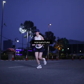 Runner Photo 5878733