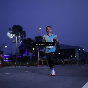Runner Photo 5878739