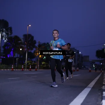 Runner Photo 5878745