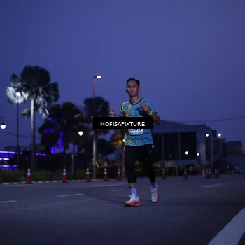 Runner Photo 5878749