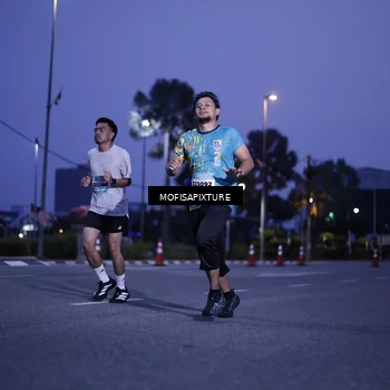 Runner Photo 5878780