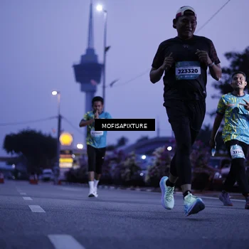 Runner Photo 5878811