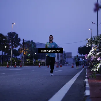 Runner Photo 5878825