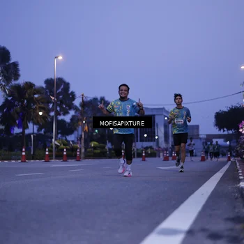 Runner Photo 5878840
