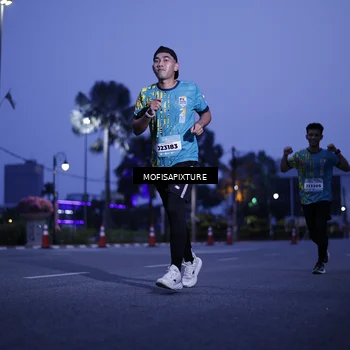 Runner Photo 5878890