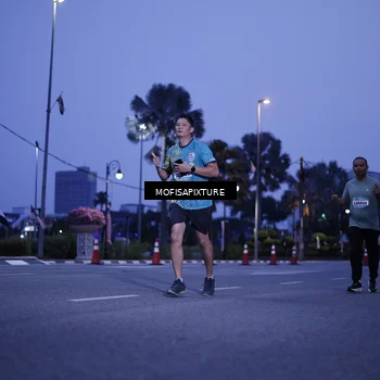 Runner Photo 5878891