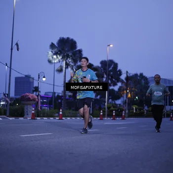 Runner Photo 5878892