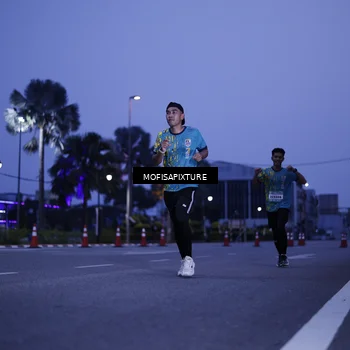 Runner Photo 5878893