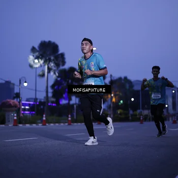 Runner Photo 5878896