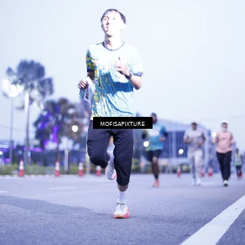 Runner Photo 5878902