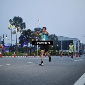 Runner Photo 5878929